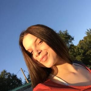 Meet your Posher, Mackenzie